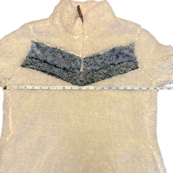 Weatherproof Vintage Super Soft Faux Fur Pullover Medium EUC - Picture 5 of 5